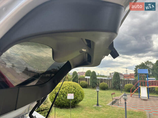 Сірий Вольво V40, об'ємом двигуна 1.6 л та пробігом 228 тис. км за 10990 $, фото 158 на Automoto.ua
