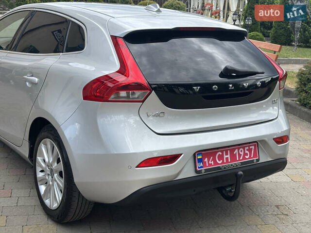 Сірий Вольво V40, об'ємом двигуна 1.6 л та пробігом 228 тис. км за 10990 $, фото 63 на Automoto.ua