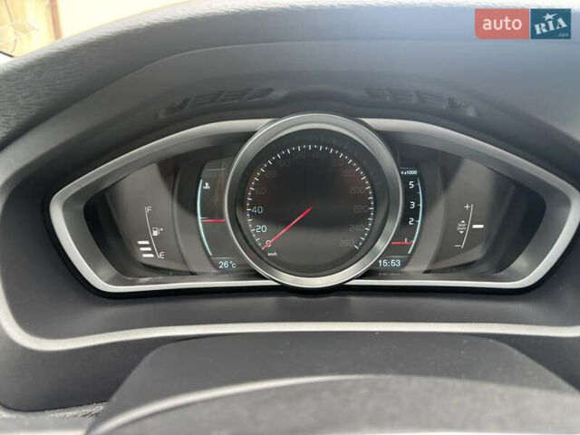 Сірий Вольво V40, об'ємом двигуна 1.6 л та пробігом 228 тис. км за 10990 $, фото 114 на Automoto.ua