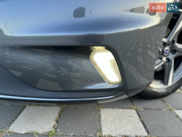 Сірий Вольво V40, об'ємом двигуна 1.56 л та пробігом 192 тис. км за 11250 $, фото 12 на Automoto.ua