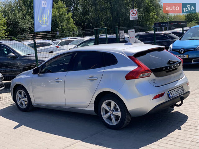 Сірий Вольво V40, об'ємом двигуна 1.6 л та пробігом 272 тис. км за 10000 $, фото 18 на Automoto.ua