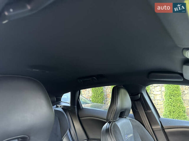 Сірий Вольво V40, об'ємом двигуна 1.56 л та пробігом 192 тис. км за 11250 $, фото 125 на Automoto.ua