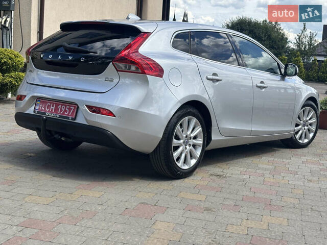 Сірий Вольво V40, об'ємом двигуна 1.6 л та пробігом 228 тис. км за 10990 $, фото 49 на Automoto.ua