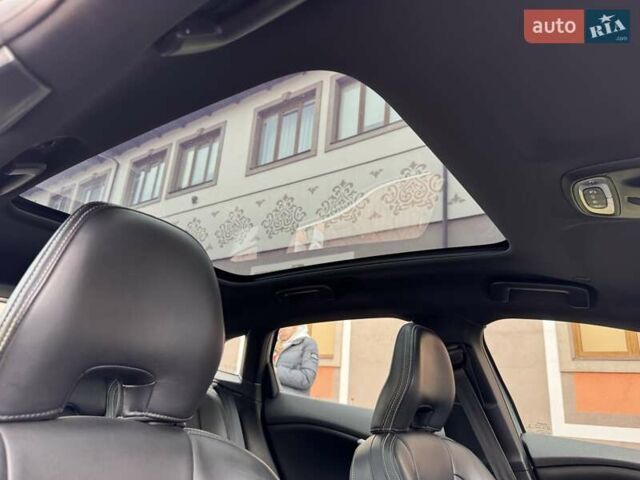Серый Вольво В40, объемом двигателя 1.56 л и пробегом 209 тыс. км за 11750 $, фото 155 на Automoto.ua