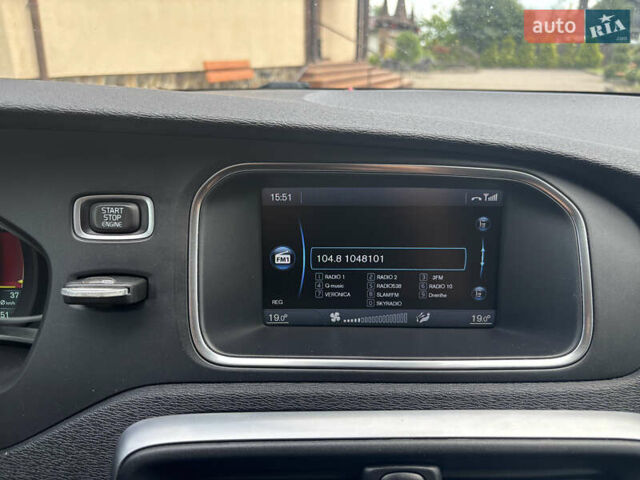 Сірий Вольво V40, об'ємом двигуна 1.6 л та пробігом 228 тис. км за 10990 $, фото 110 на Automoto.ua