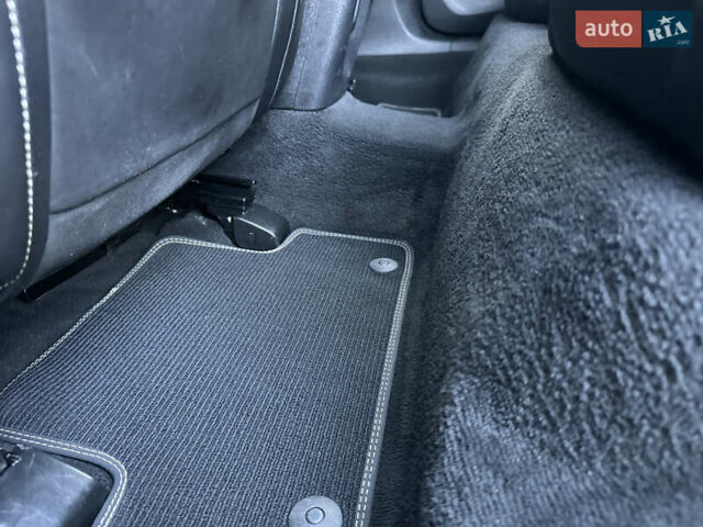 Сірий Вольво V40, об'ємом двигуна 1.56 л та пробігом 192 тис. км за 11250 $, фото 132 на Automoto.ua