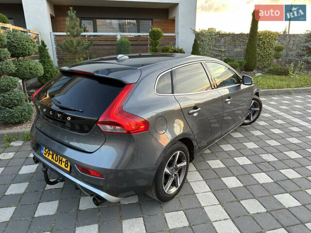 Сірий Вольво V40, об'ємом двигуна 1.56 л та пробігом 192 тис. км за 11250 $, фото 37 на Automoto.ua