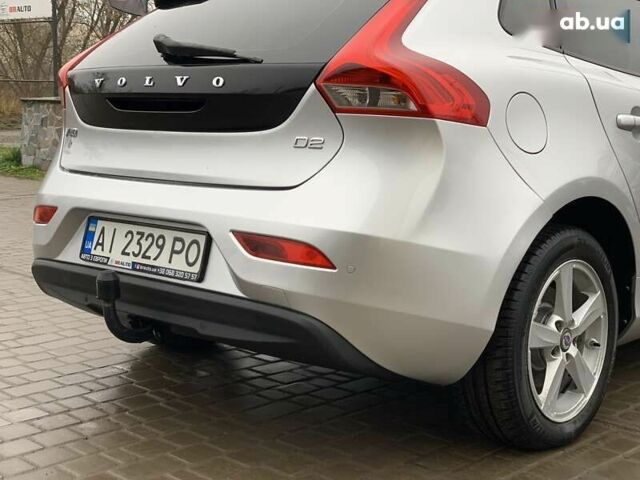 Серый Вольво В40, объемом двигателя 1.6 л и пробегом 272 тыс. км за 10000 $, фото 20 на Automoto.ua