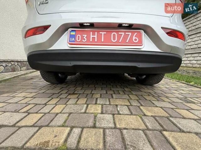 Вольво В40 2014 в Луцке на Automoto.ua Серый Вольво В40, объемом двигателя 1.56 л и пробегом 230 тыс. км за 10900 $, фото 29 на Automoto.ua