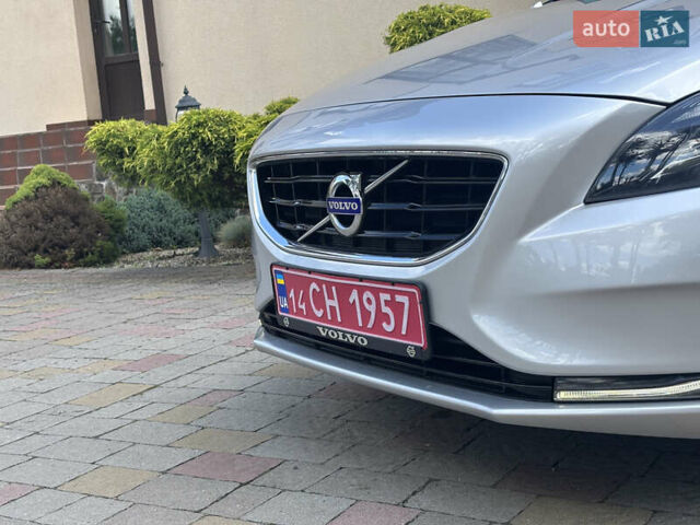 Сірий Вольво V40, об'ємом двигуна 1.6 л та пробігом 228 тис. км за 10990 $, фото 13 на Automoto.ua