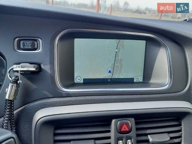 Сірий Вольво V40, об'ємом двигуна 1.56 л та пробігом 223 тис. км за 13500 $, фото 11 на Automoto.ua