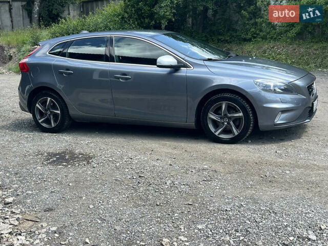 Сірий Вольво V40, об'ємом двигуна 1.98 л та пробігом 233 тис. км за 8500 $, фото 12 на Automoto.ua