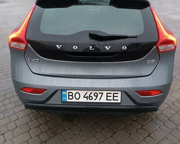 Сірий Вольво V40, об'ємом двигуна 1.56 л та пробігом 218 тис. км за 12999 $, фото 8 на Automoto.ua