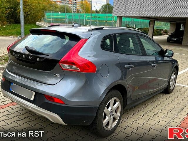 Сірий Вольво V40, об'ємом двигуна 1.6 л та пробігом 105 тис. км за 21000 $, фото 9 на Automoto.ua
