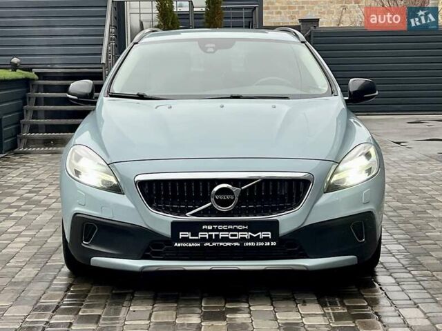 Серый Вольво В40, объемом двигателя 2 л и пробегом 135 тыс. км за 17900 $, фото 2 на Automoto.ua