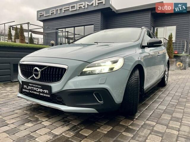 Серый Вольво В40, объемом двигателя 2 л и пробегом 135 тыс. км за 17900 $, фото 78 на Automoto.ua