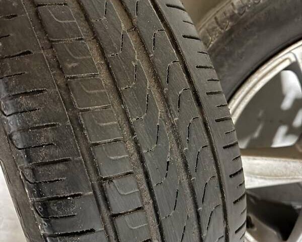 Сірий Вольво V40, об'ємом двигуна 1.97 л та пробігом 218 тис. км за 14100 $, фото 20 на Automoto.ua