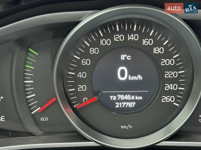 Сірий Вольво V40, об'ємом двигуна 1.97 л та пробігом 218 тис. км за 14100 $, фото 17 на Automoto.ua