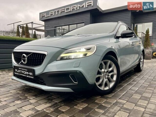 Серый Вольво В40, объемом двигателя 2 л и пробегом 135 тыс. км за 17900 $, фото 3 на Automoto.ua