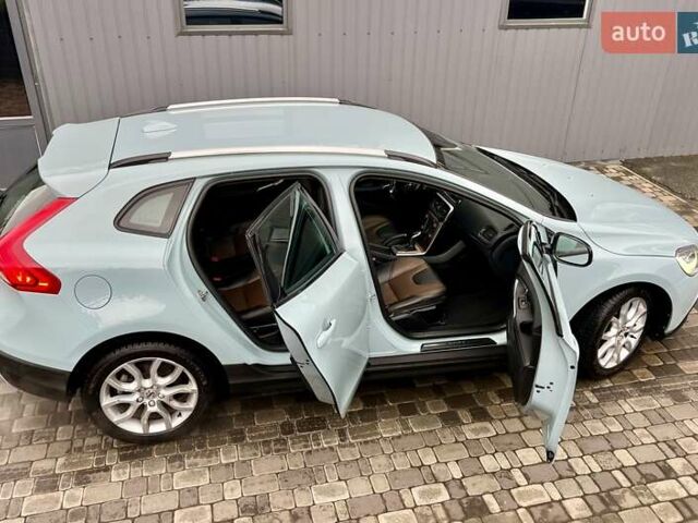 Серый Вольво В40, объемом двигателя 2 л и пробегом 135 тыс. км за 17900 $, фото 71 на Automoto.ua