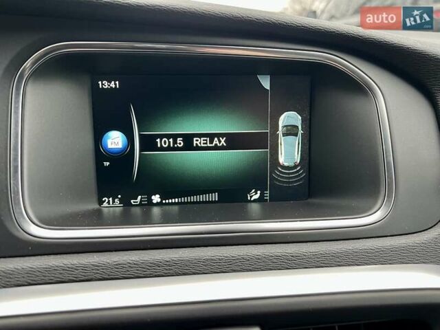 Серый Вольво В40, объемом двигателя 2 л и пробегом 135 тыс. км за 17900 $, фото 58 на Automoto.ua