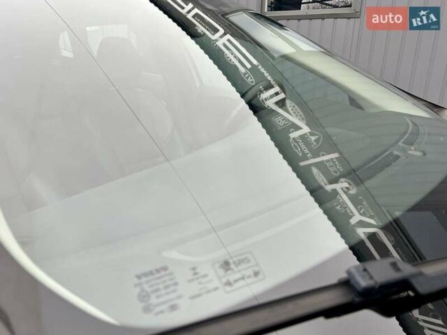 Серый Вольво В40, объемом двигателя 2 л и пробегом 135 тыс. км за 17900 $, фото 69 на Automoto.ua