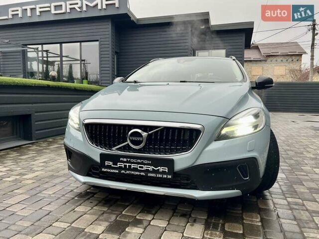 Серый Вольво В40, объемом двигателя 2 л и пробегом 135 тыс. км за 17900 $, фото 80 на Automoto.ua