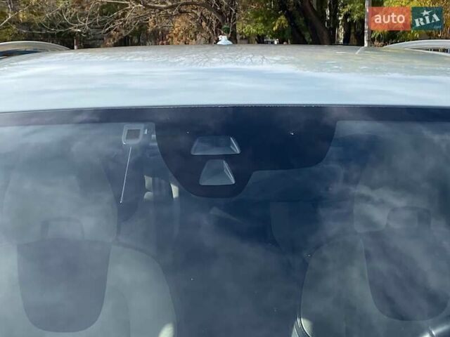 Вольво V40 2017 у Миколаєві на Automoto.ua Сірий Вольво V40, об'ємом двигуна 2 л та пробігом 106 тис. км за 17500 $, фото 34 на Automoto.ua