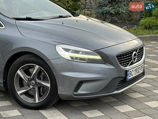 Сірий Вольво V40, об'ємом двигуна 2 л та пробігом 235 тис. км за 14400 $, фото 28 на Automoto.ua