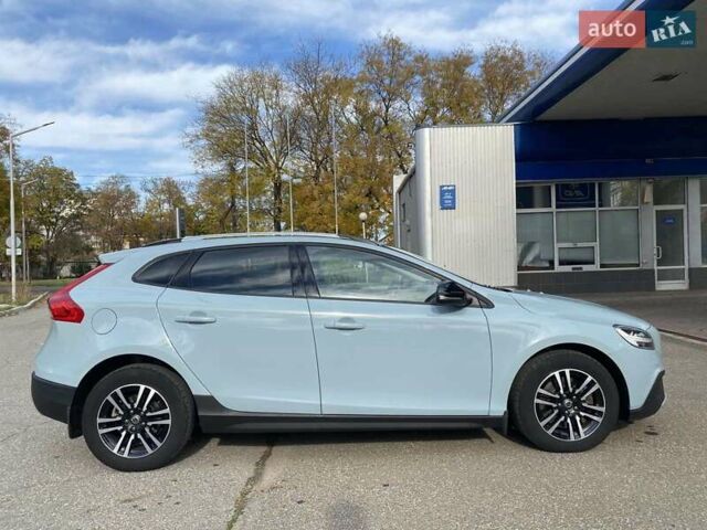 Вольво V40 2017 у Миколаєві на Automoto.ua Сірий Вольво V40, об'ємом двигуна 2 л та пробігом 106 тис. км за 17500 $, фото 11 на Automoto.ua