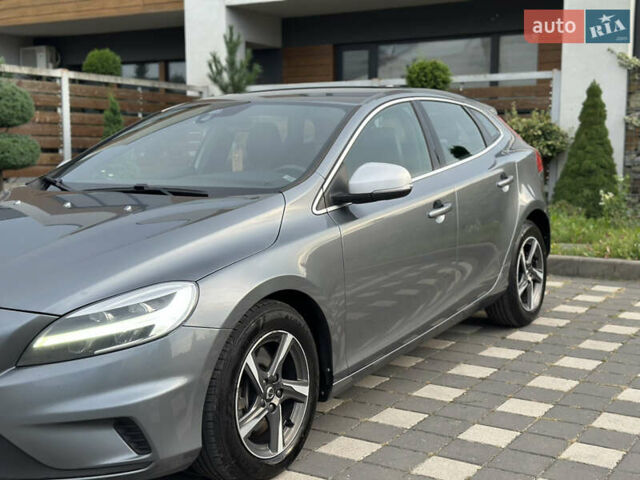 Сірий Вольво V40, об'ємом двигуна 2 л та пробігом 235 тис. км за 14400 $, фото 12 на Automoto.ua