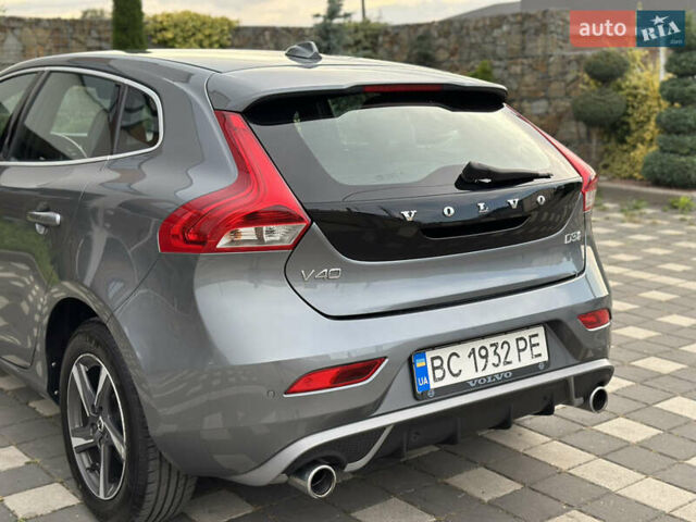 Сірий Вольво V40, об'ємом двигуна 2 л та пробігом 235 тис. км за 14400 $, фото 34 на Automoto.ua