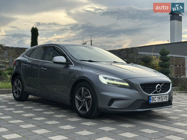 Сірий Вольво V40, об'ємом двигуна 2 л та пробігом 235 тис. км за 14400 $, фото 15 на Automoto.ua