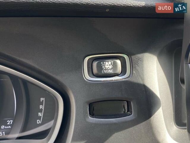 Вольво V40 2017 у Миколаєві на Automoto.ua Сірий Вольво V40, об'ємом двигуна 2 л та пробігом 106 тис. км за 17500 $, фото 44 на Automoto.ua