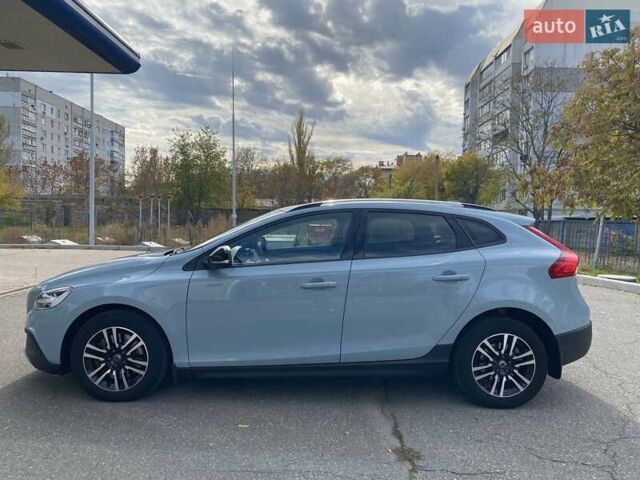 Вольво V40 2017 у Миколаєві на Automoto.ua Сірий Вольво V40, об'ємом двигуна 2 л та пробігом 106 тис. км за 17500 $, фото 19 на Automoto.ua
