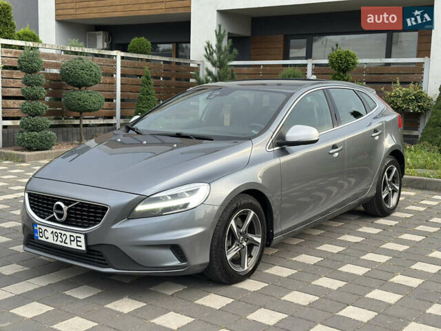 Сірий Вольво V40, об'ємом двигуна 2 л та пробігом 235 тис. км за 14400 $, фото 10 на Automoto.ua