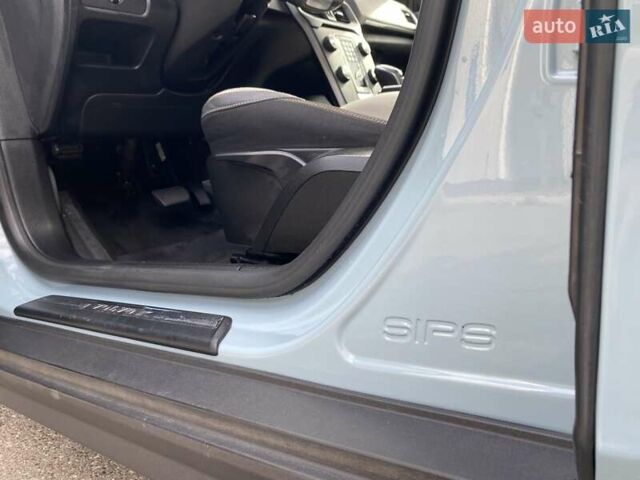 Вольво V40 2017 у Миколаєві на Automoto.ua Сірий Вольво V40, об'ємом двигуна 2 л та пробігом 106 тис. км за 17500 $, фото 57 на Automoto.ua