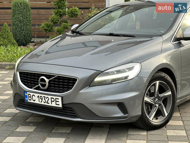 Сірий Вольво V40, об'ємом двигуна 2 л та пробігом 235 тис. км за 14400 $, фото 5 на Automoto.ua