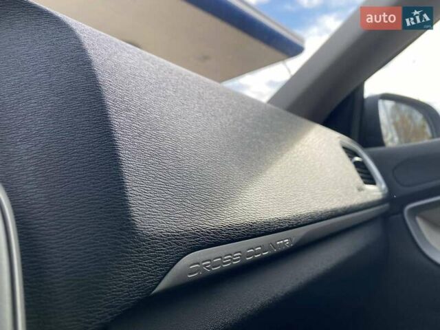 Вольво V40 2017 у Миколаєві на Automoto.ua Сірий Вольво V40, об'ємом двигуна 2 л та пробігом 106 тис. км за 17500 $, фото 55 на Automoto.ua