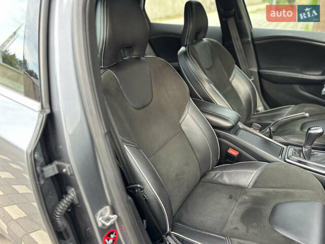 Сірий Вольво V40, об'ємом двигуна 2 л та пробігом 235 тис. км за 14400 $, фото 71 на Automoto.ua