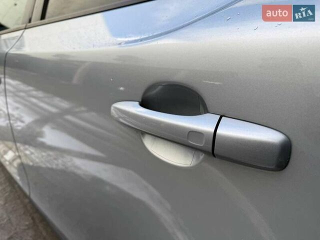 Серый Вольво В40, объемом двигателя 1.97 л и пробегом 182 тыс. км за 16990 $, фото 15 на Automoto.ua