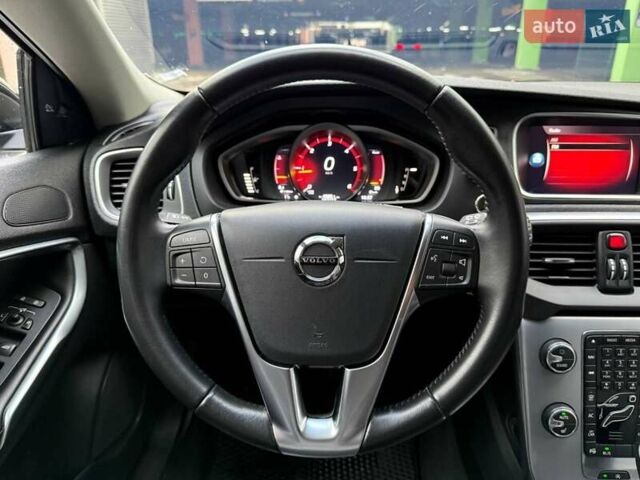 Серый Вольво В40, объемом двигателя 1.97 л и пробегом 182 тыс. км за 16990 $, фото 21 на Automoto.ua
