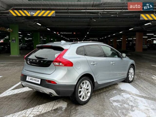 Серый Вольво В40, объемом двигателя 1.97 л и пробегом 182 тыс. км за 16990 $, фото 6 на Automoto.ua