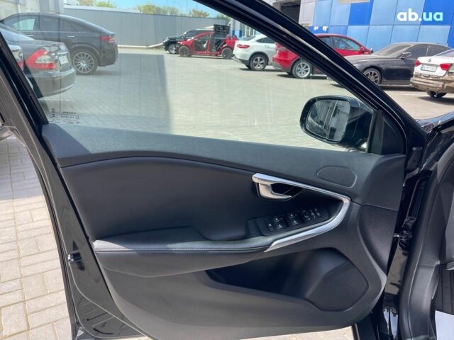 Серый Вольво В40, объемом двигателя 2 л и пробегом 43 тыс. км за 18390 $, фото 26 на Automoto.ua
