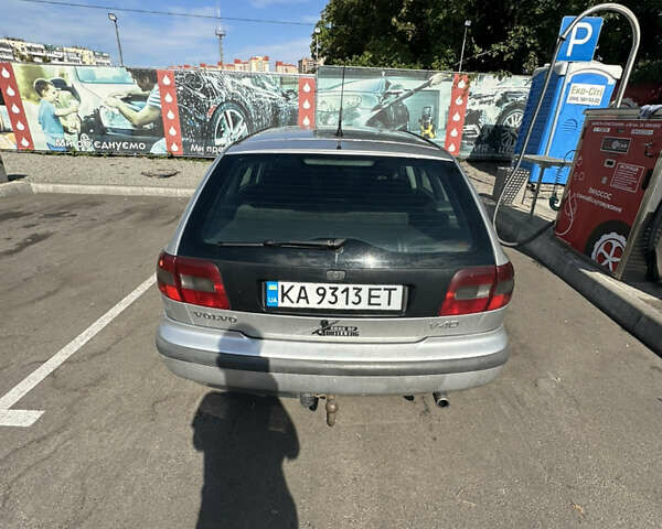 Сірий Вольво V40, об'ємом двигуна 1.87 л та пробігом 328 тис. км за 3000 $, фото 4 на Automoto.ua