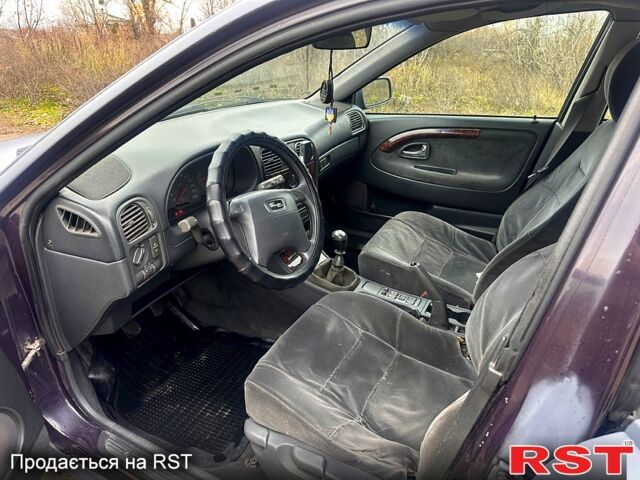 Серый Вольво В40, объемом двигателя 1.9 л и пробегом 310 тыс. км за 2299 $, фото 6 на Automoto.ua