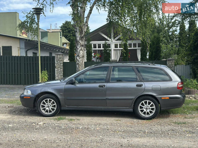 Сірий Вольво V40, об'ємом двигуна 1.87 л та пробігом 386 тис. км за 3500 $, фото 9 на Automoto.ua