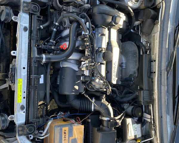 Серый Вольво В40, объемом двигателя 1.8 л и пробегом 330 тыс. км за 3900 $, фото 9 на Automoto.ua