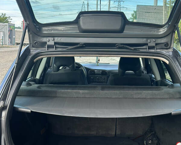 Сірий Вольво V40, об'ємом двигуна 1.87 л та пробігом 386 тис. км за 3500 $, фото 17 на Automoto.ua