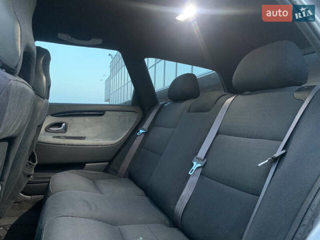 Серый Вольво В40, объемом двигателя 1.8 л и пробегом 260 тыс. км за 4999 $, фото 11 на Automoto.ua